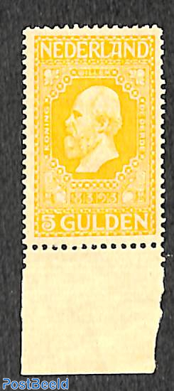 5 gulden MNH (hinge on border) (cert. NKD)