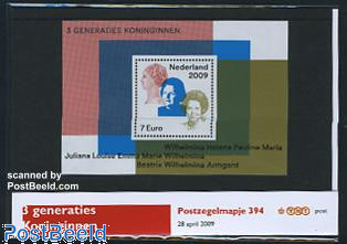3 Generation queens, presentation pack 394