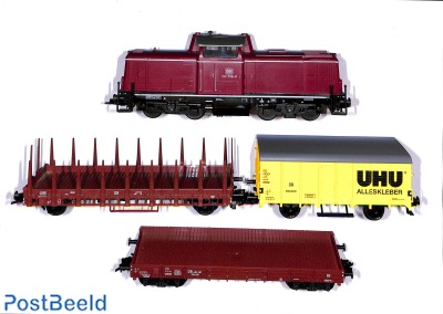 DB V100 Diesel Locomotive with freight train (DC) ZVP