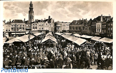 Markt op Marktdag, Middelburg