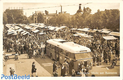 Apeldoorn,Markt met Busstation