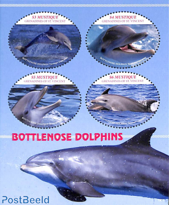 Mustique, Bottlenose Dolphins 4v m/s